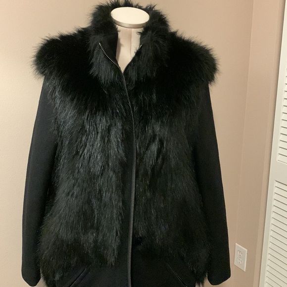 Donna Karan New York Black Wool Coat with Faux Fur size estimate 4-6- Like New - Picture 5 of 16